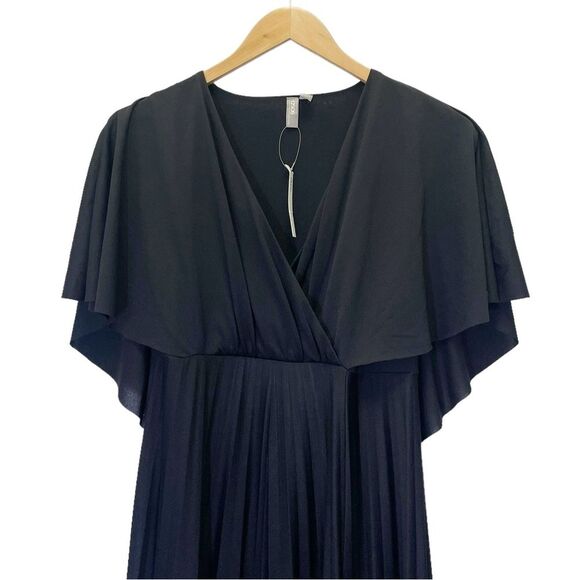 NWT ASOS Maternity Black Cape Back Pleated Long Maxi Dress Women’s Size 4 NEW - Picture 10 of 16